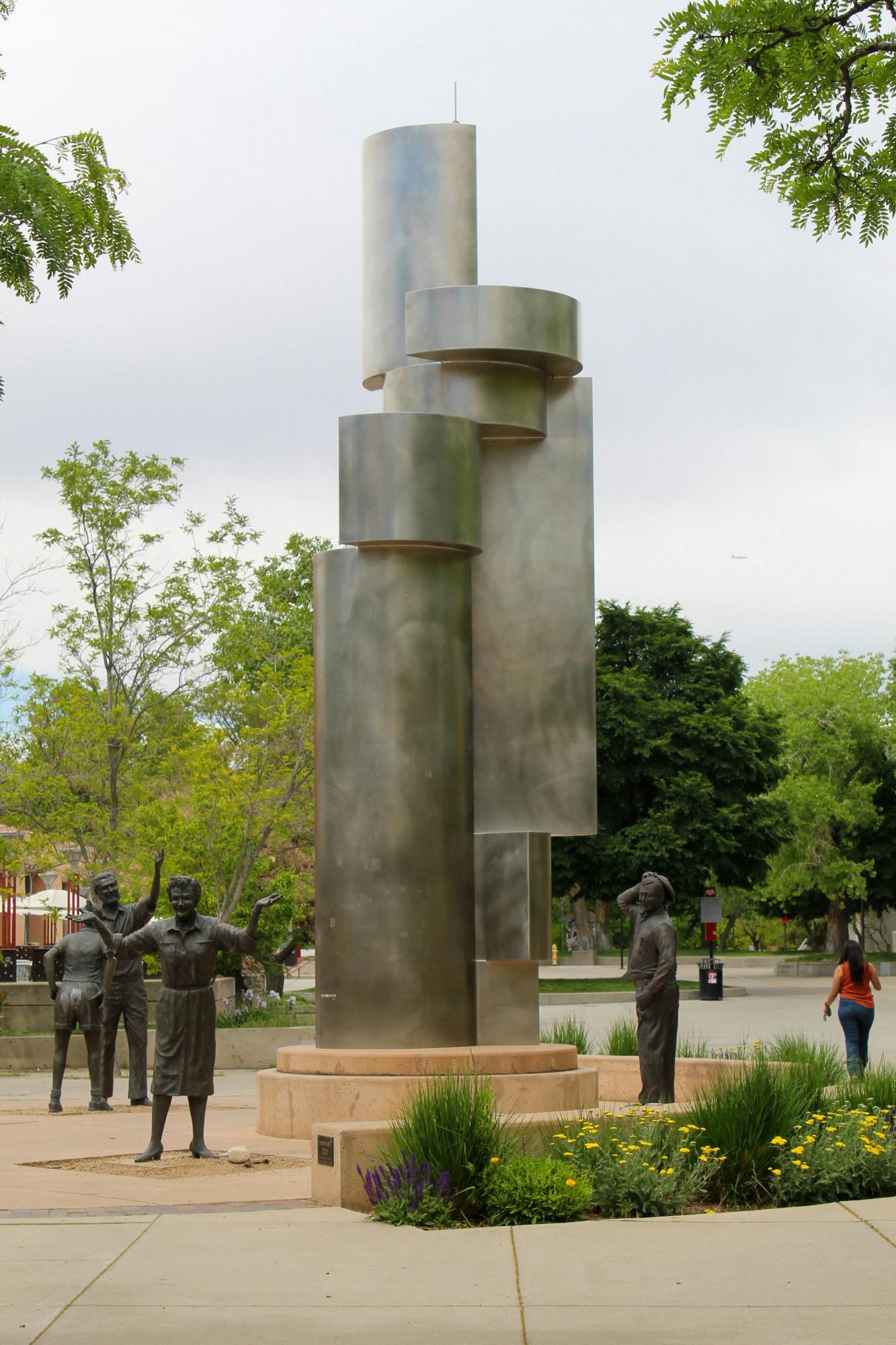 PHOTO STORY: Mini Campus Sculpture Tour