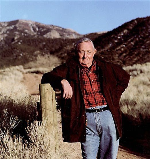  Author Tony Hillerman died Sunday at 83 from pulmonary failure. Hillerman wrote best-selling mystery novels that draw from Southwest culture.