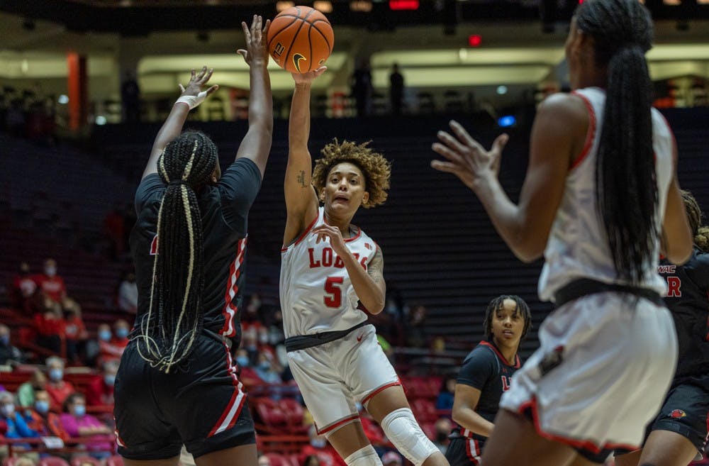 women's basketball v lamar.jpg