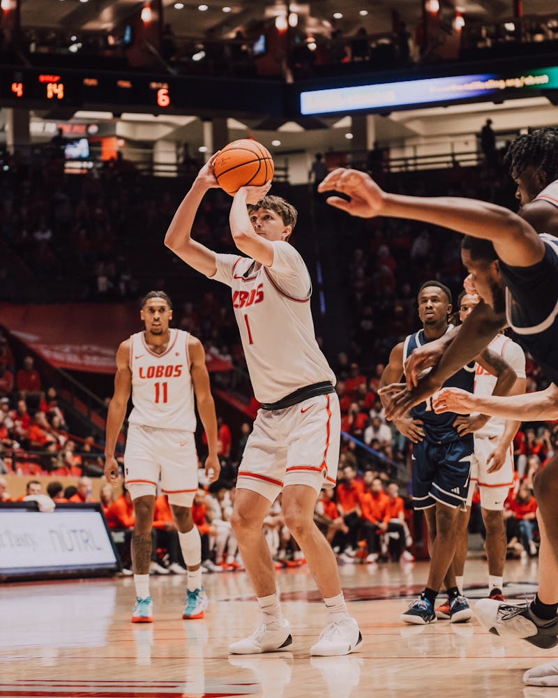 PHOTO STORY: First basketball exhibition game sets strong start for Lobos