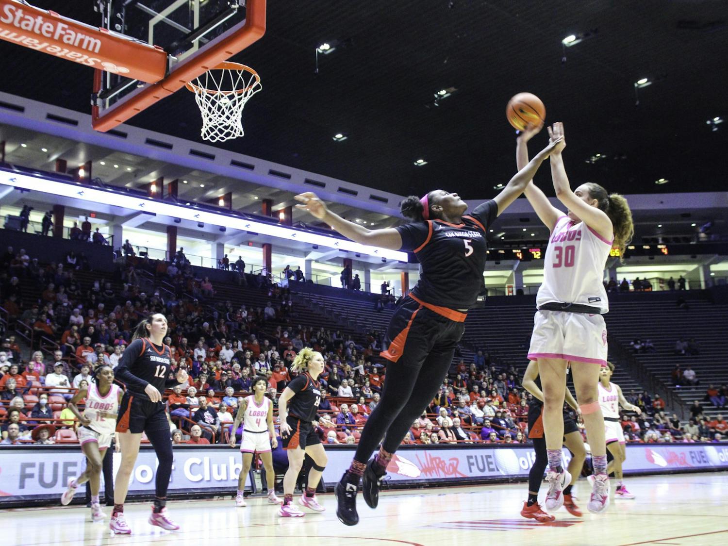 GALLERY: Women's Basketball v. San Diego State