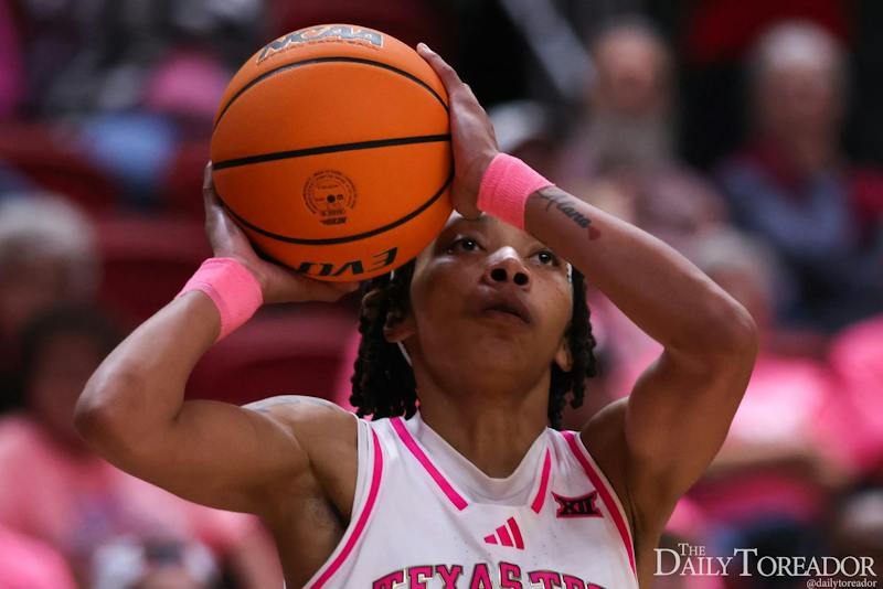 Lady Raiders head to Boulder following 31-point victory - The Daily ...