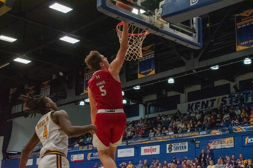 Junior guard Peter Suder going for a layup at Kent State on Jan. 18