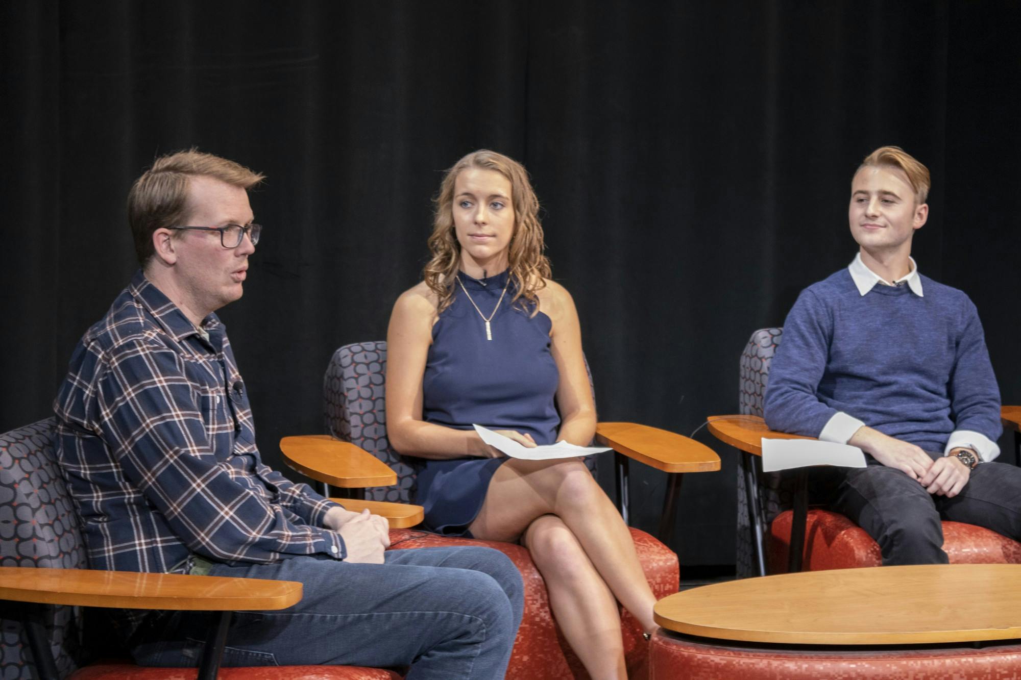 Miami Television News interviews internet sensation Hank Green before his lecture for the Miami and Oxford community.