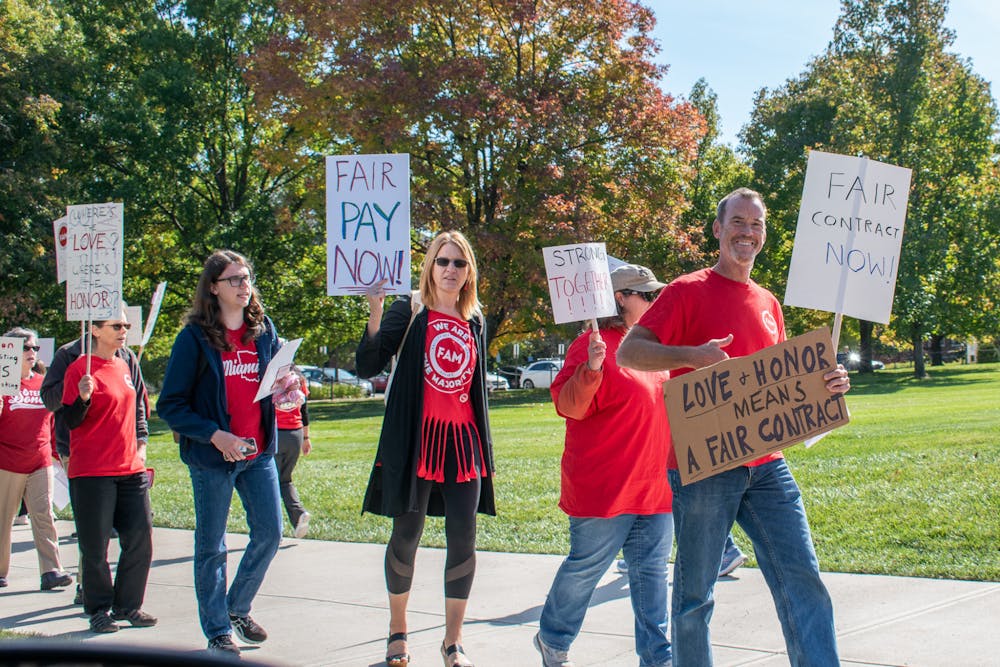 <p>FAM members and supporters at a rally on Friday, Sept. 18. outside Roudebush Hal. </p>