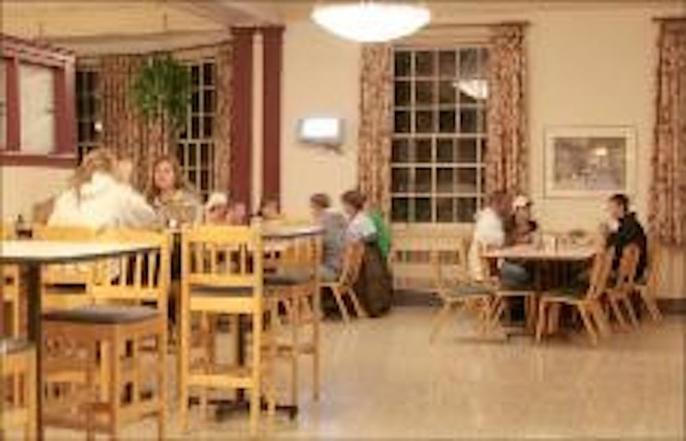Erickson (above), Harris and Alexander dining halls will be open from 8 p.m. to midnight Monday through Thursday of finals week.