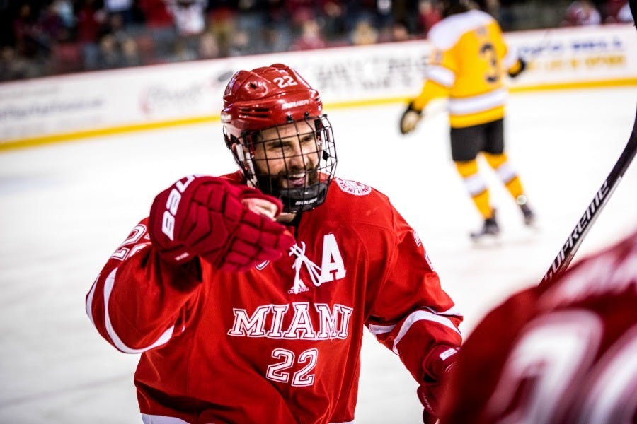 D7516 Hockey vs Colorado