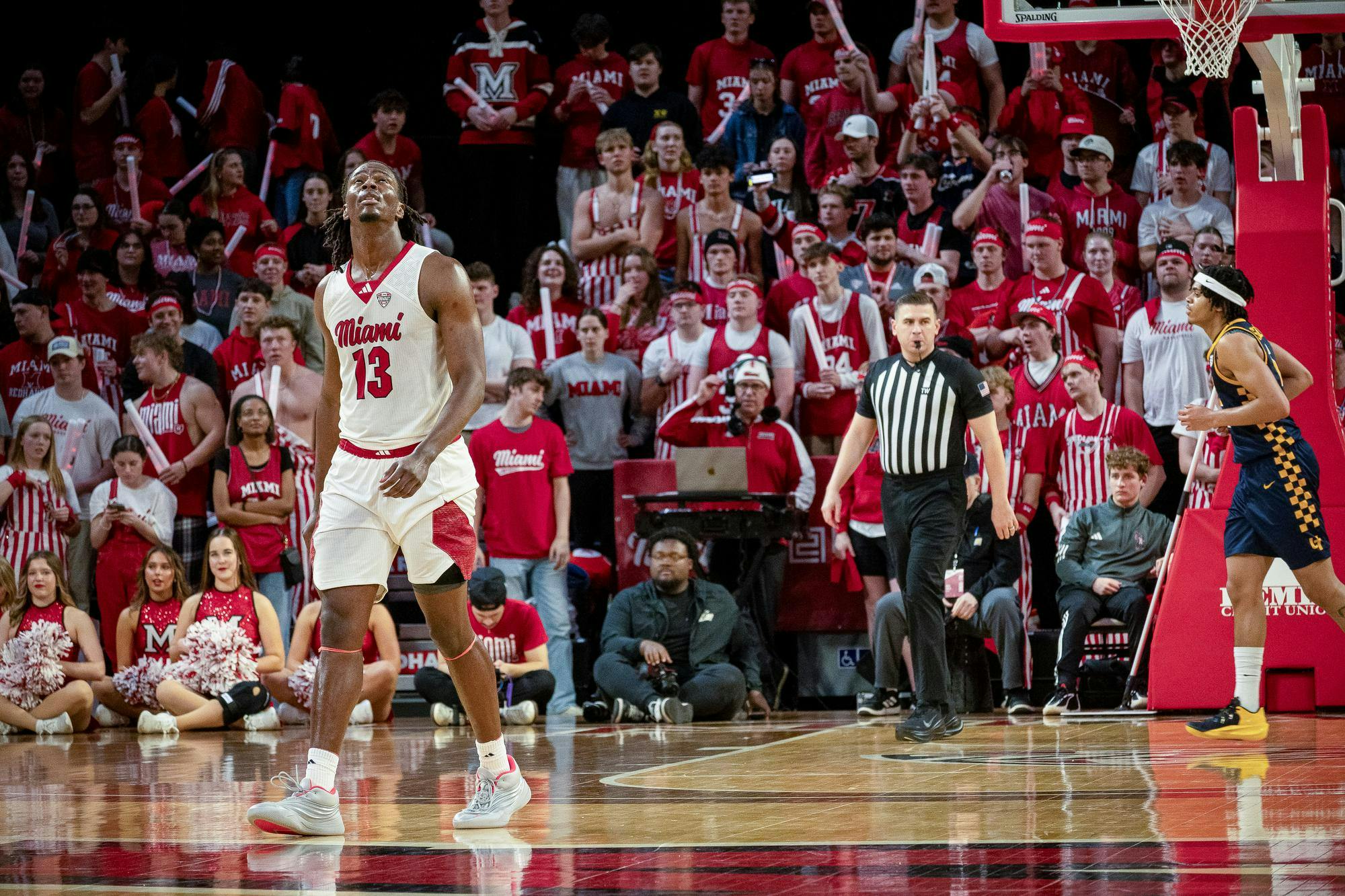 Antwone Woolfolk looks up at jumbotron in game against Toledo.