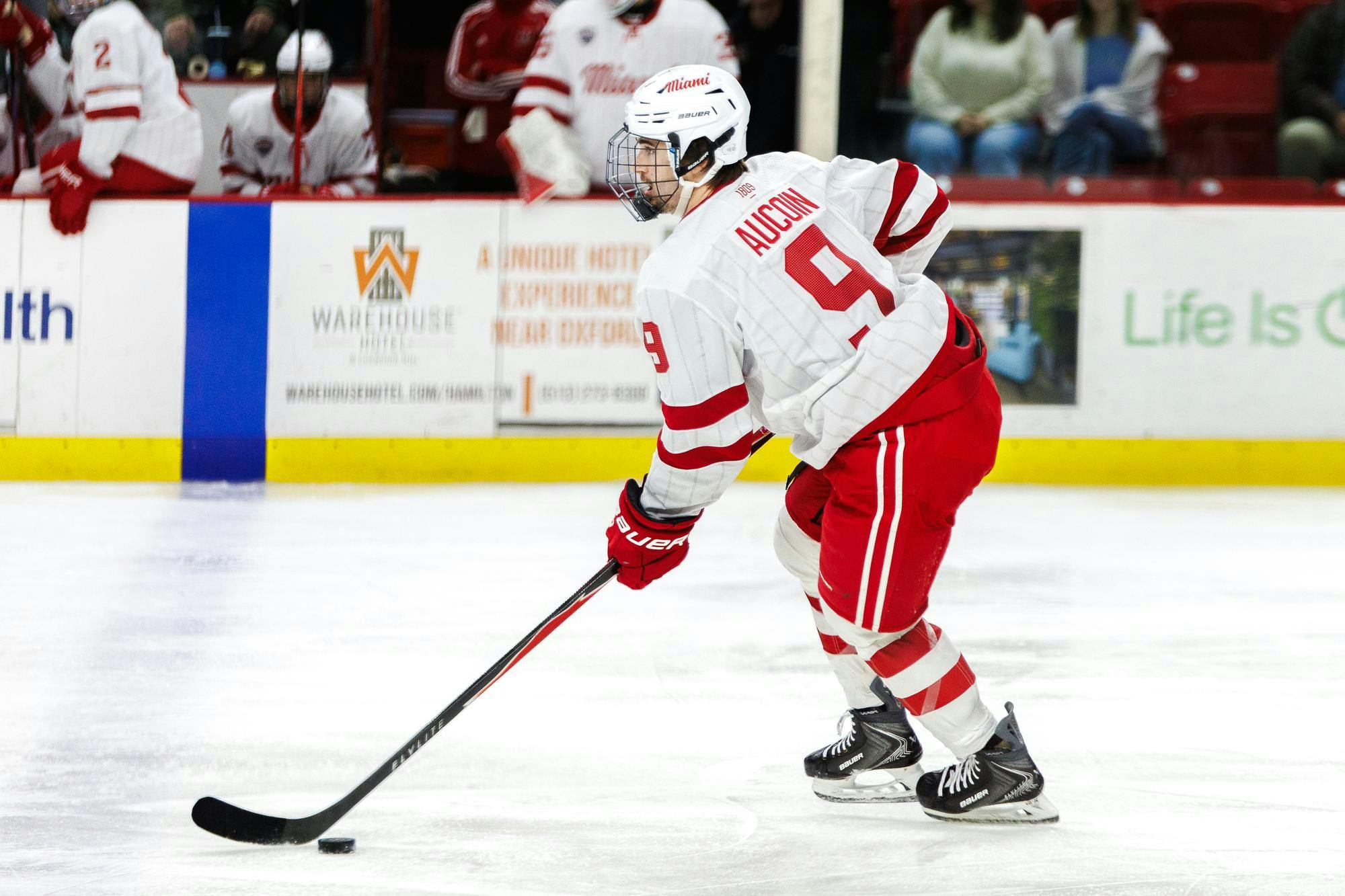 Kyle Aucoin maintains control of the puck in game against the  Colorado College Tigers on Dec. 12, 2025.