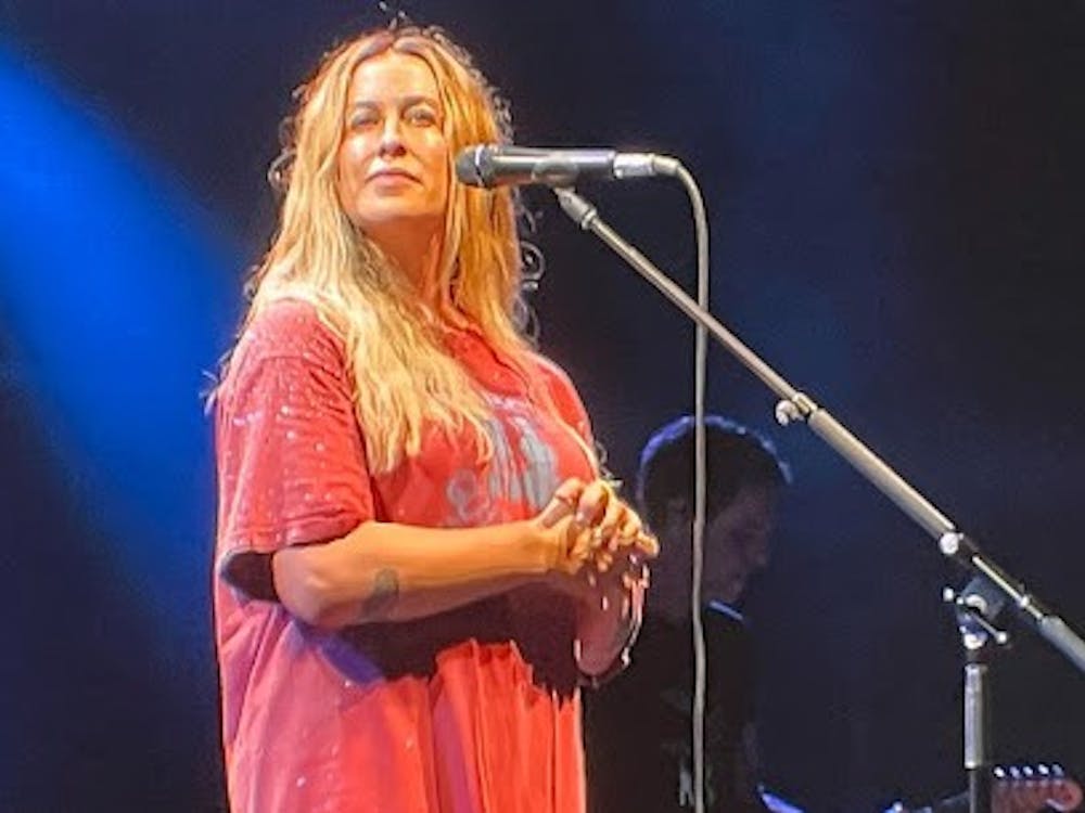 Alanis Morissette's voice hasn't aged at all since releasing "Jagged Little Pill" in 1995.