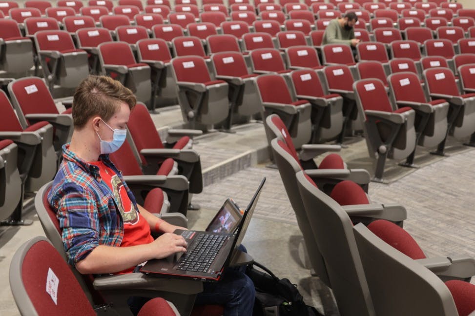 Photographers Scott Kissell and Jeff Sabo documented Miami&#x27;s community during the pandemic. 