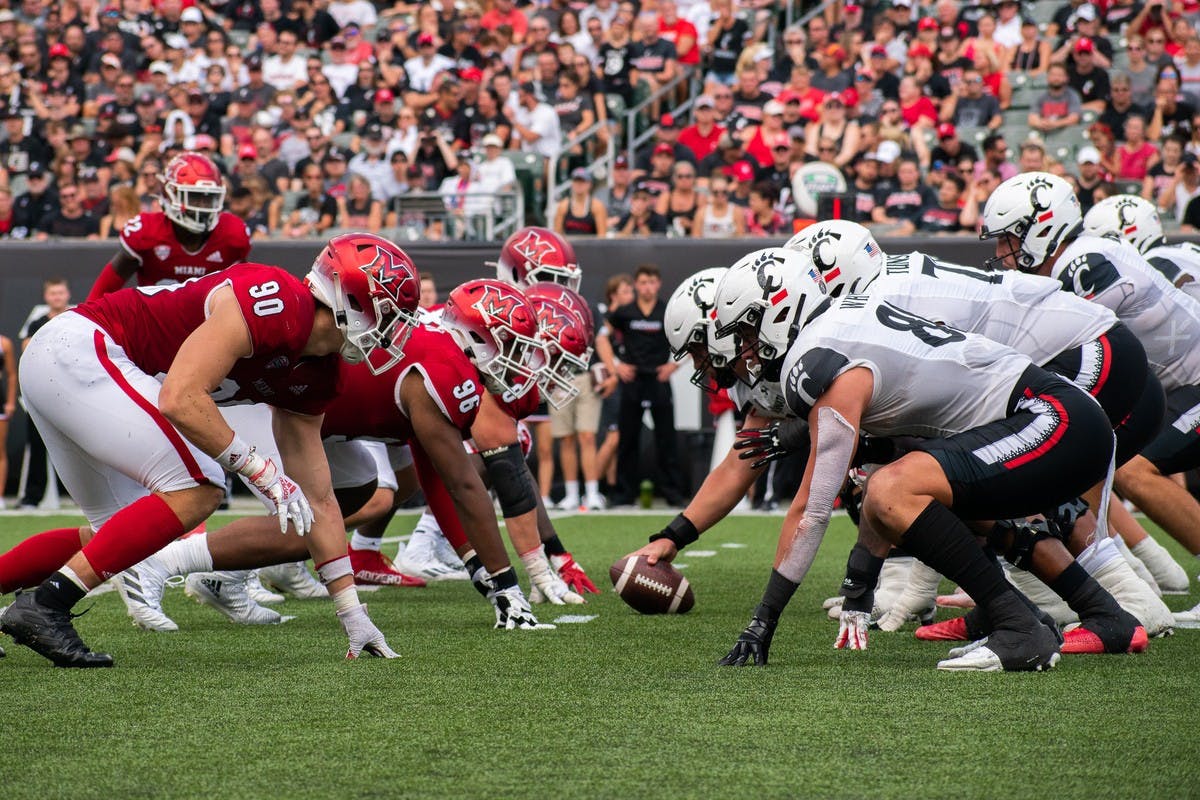 Miami&#x27;s defense had a pretty strong showing against Cincinnati in Saturday&#x27;s 38-17 Victory Bell loss﻿