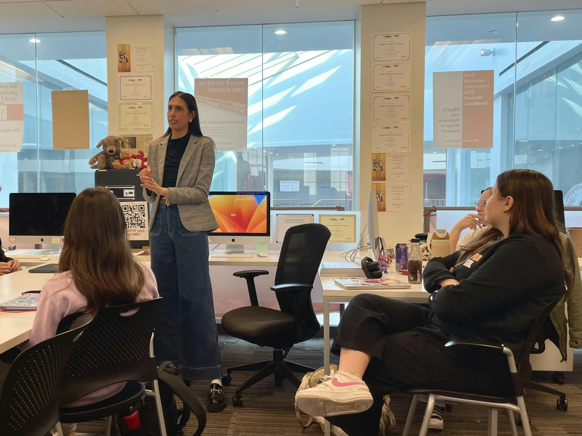 Olivia Patel, who ran for editor-in-chief on March 9,  answers questions in The Miami Student newsroom about her platform shortly before the general staff vote. 