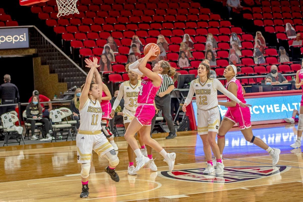 Sophomore guard Peyton Scott scored a career-high 39 points in Saturday&#x27;s loss to Ball State, tying former RedHawk Courtney Osborn&#x27;s record for most points in Millett Hall history.
