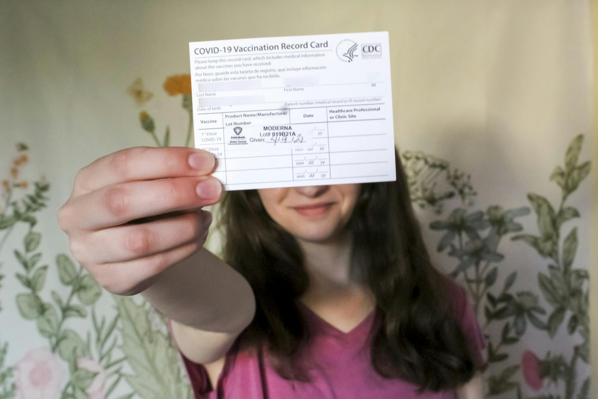 Miami students at both the Oxford and regional campuses have a chance to win Apple products, hockey tickets or even a semester’s worth of tuition through the university’s new vaccine incentive program.