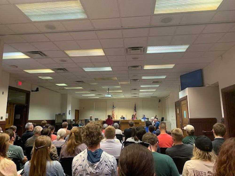 Oxford City Council’s audience seats were nearly filled for the Sept. 20 meeting. During the meeting, many audience members engaged in public participation in response to a resolution of dissent against Roe v. Wade’s overturning.