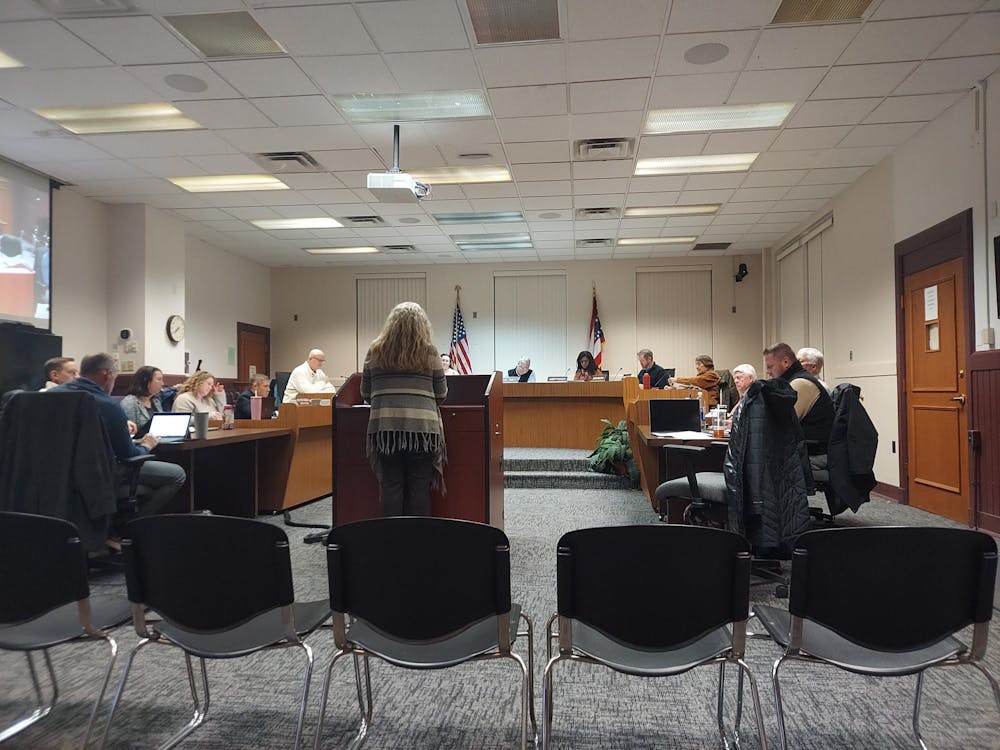 Oxford City Council approved a resolution to make parking Uptown free over Miami’s winter break and discussed the enforcement of Oxford’s snow route ordinance.
