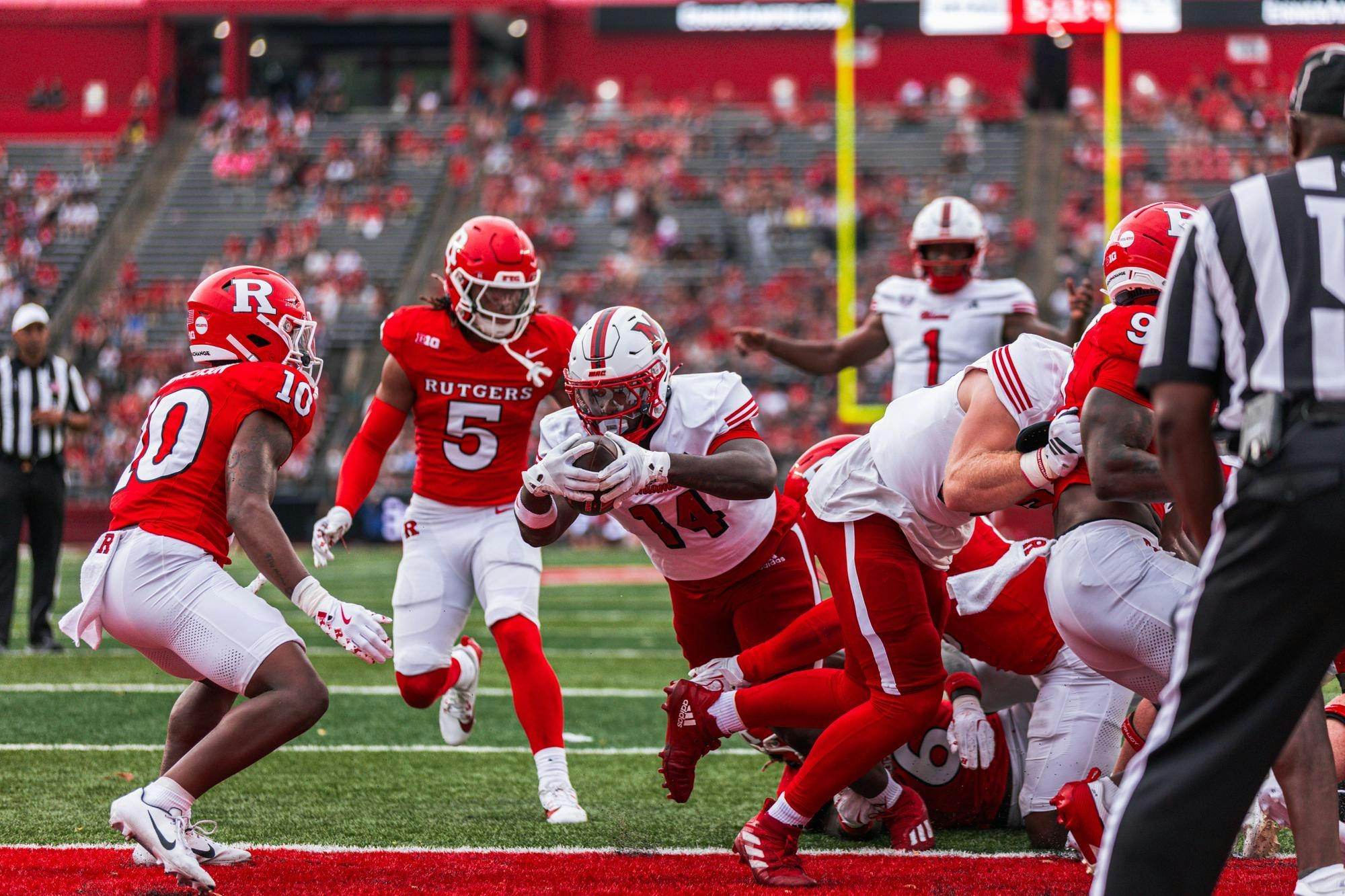 Redshirt freshman running back D'Shawntae Jones reaches for the endzone for a touchdown against Rutgers on Sept. 6