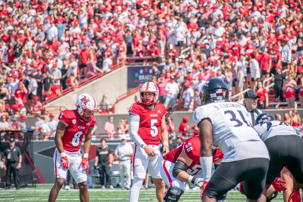 Gabbert behind center against the Cincinnati Bearcats earlier this season