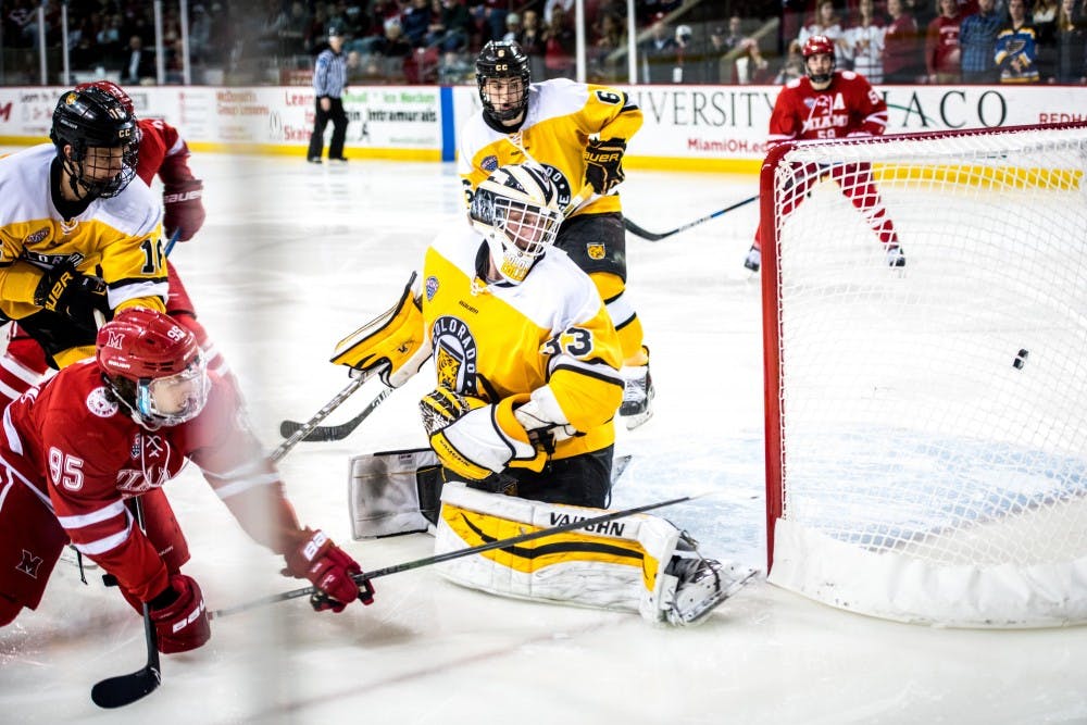 D7516 Hockey vs Colorado