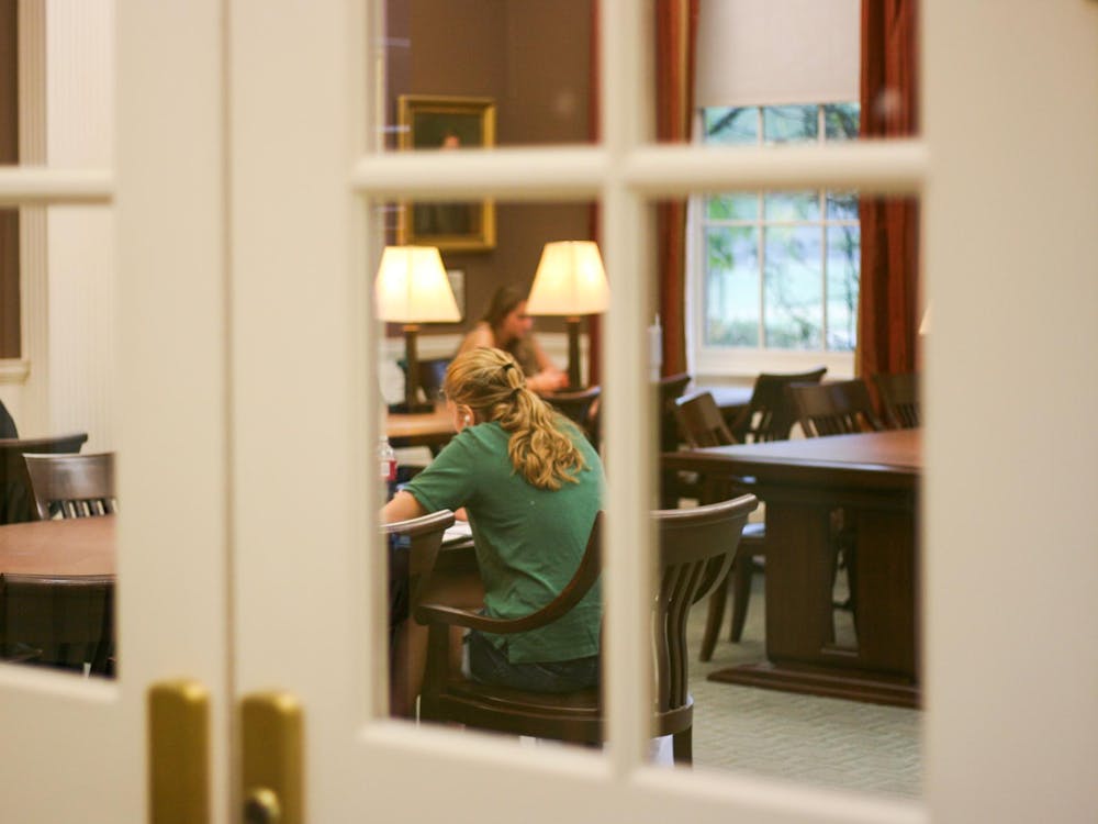 A student does work in the Farmer School of Business