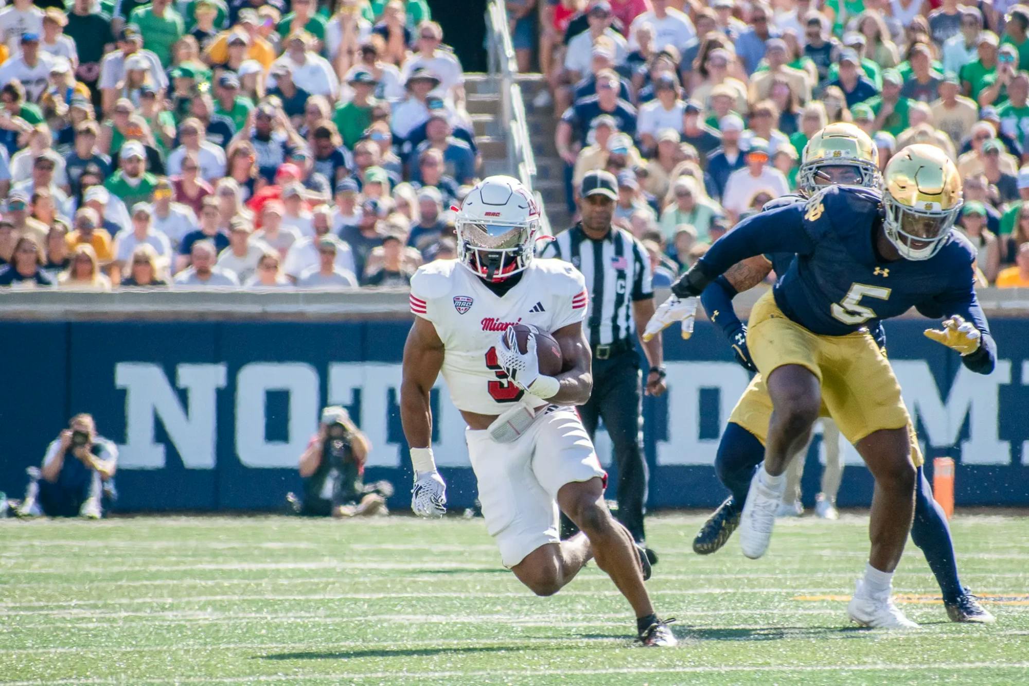 Keyon Mozee rushing down the field against Notre Dame on Sept. 21