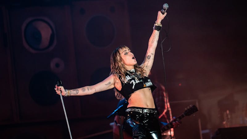 Review: Miley Cyrus' 'Plastic Hearts' Is A Musical Triumph • Instinct  Magazine