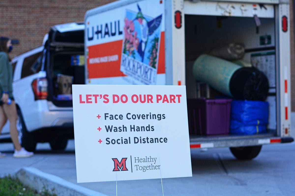 Moving in can be stressful. Follow these tips to make the day go smoothly.