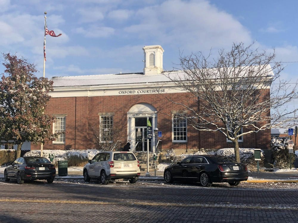 City council runs its meetings at the Oxford Courthouse.