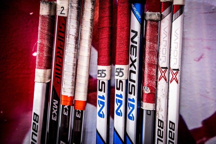 D7516 Hockey vs Colorado