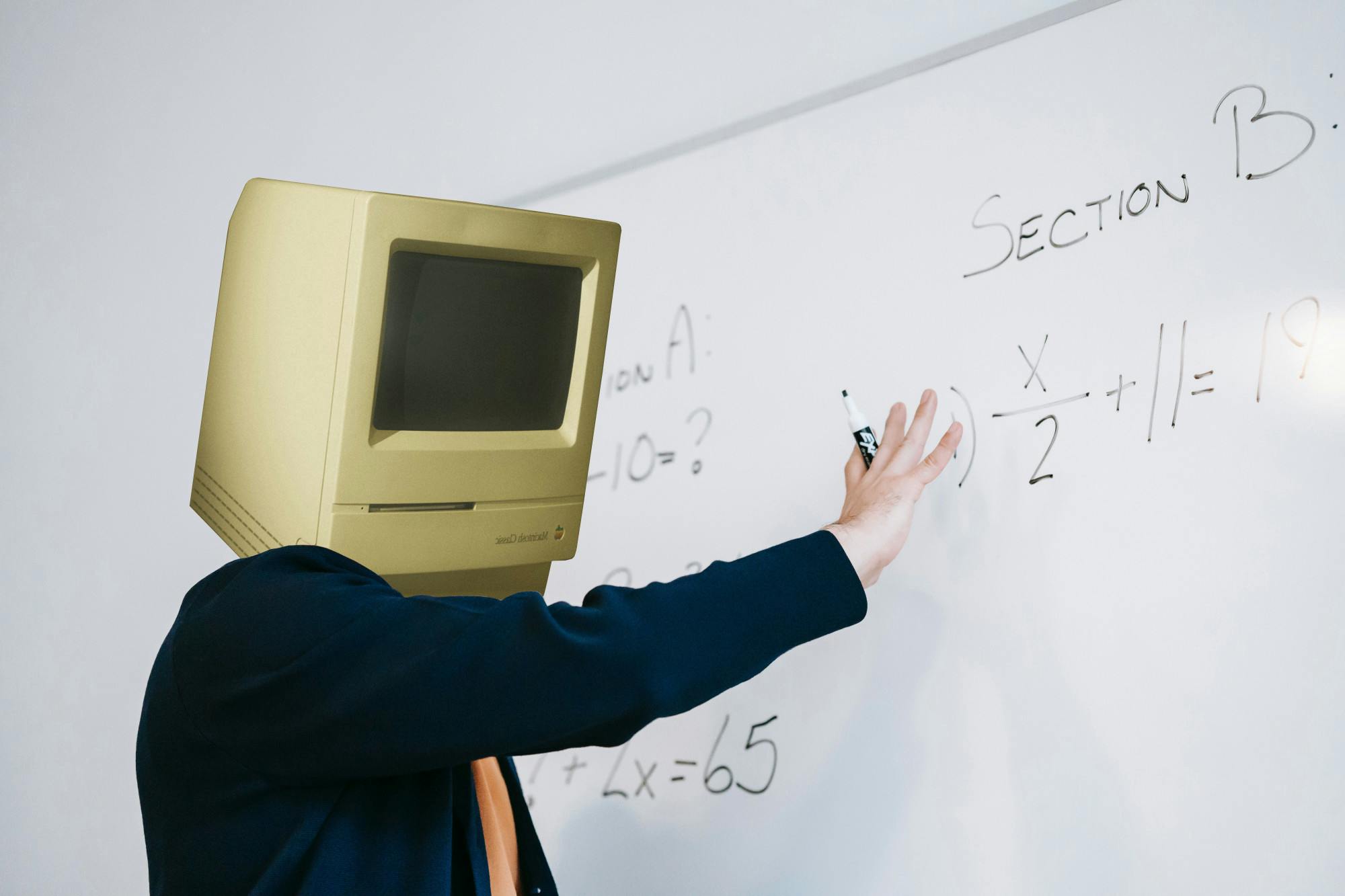 Professors are split on using AI. Some love it, some hate it. What should Miami's policy be?