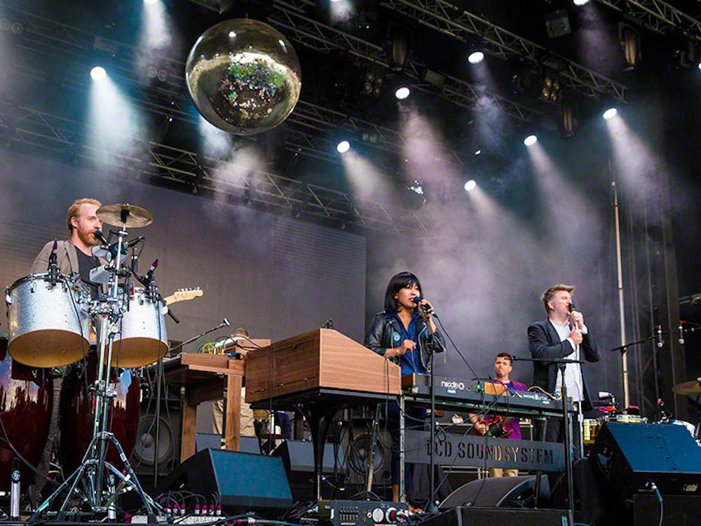 LCD Soundsystem performs at Q25 Jubileumsfesten in Kristiansand on 28. June 2016.  

Lineup:
James Murphy (vocal)
Nancy Whang (keyboard)
and more..