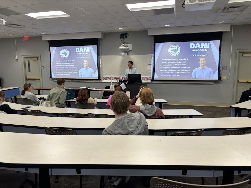 Special guest Representative Dani Isaacsohn spoke at the Miami College Democrats meeting on Oct. 16. 