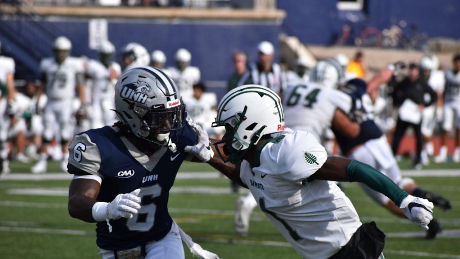 FB-v.-Dartmouth-Photo-Cameron-Beall-scaled