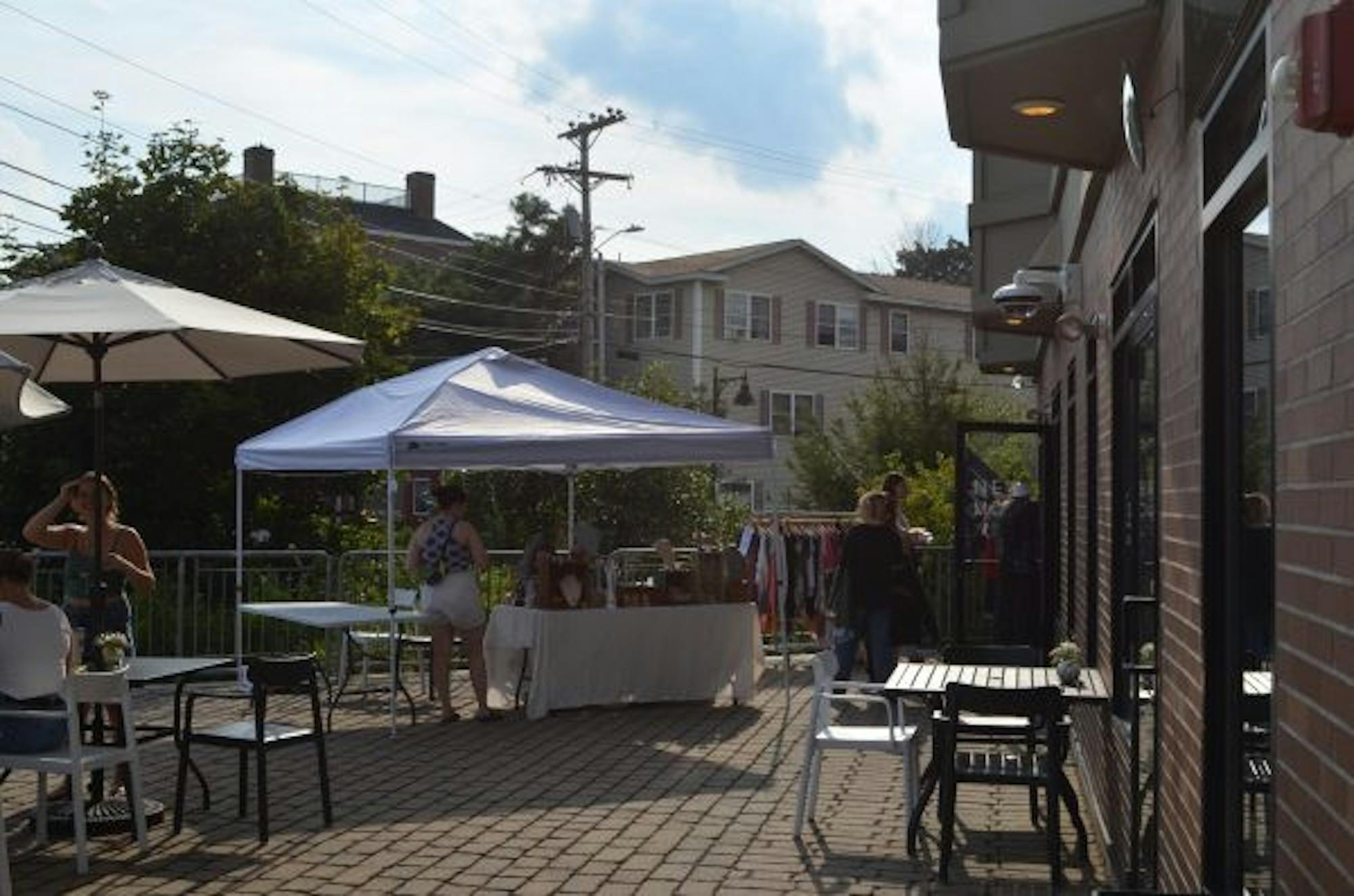 makers-market1-600x397