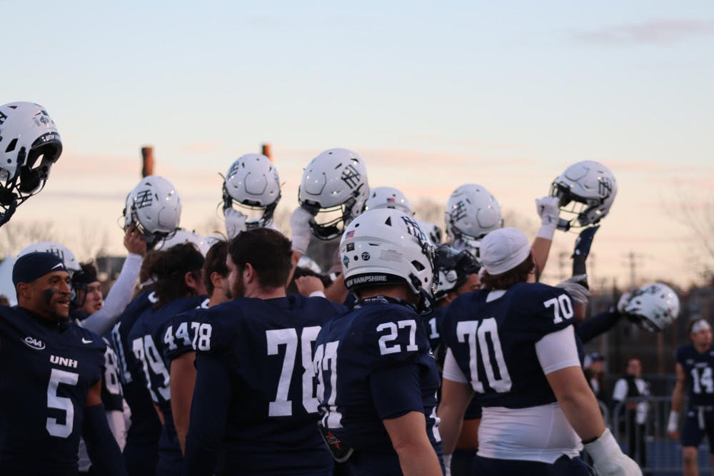 Football-vs.-Stony-Brook-photo