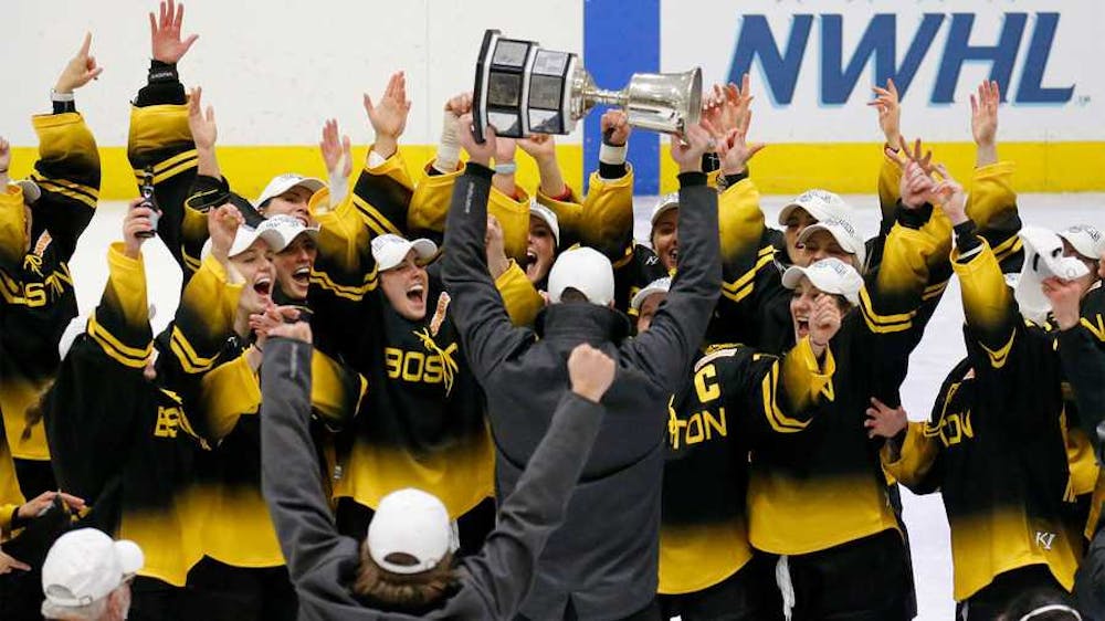 UNH-NWHL-Photo-Mary-Schwalm