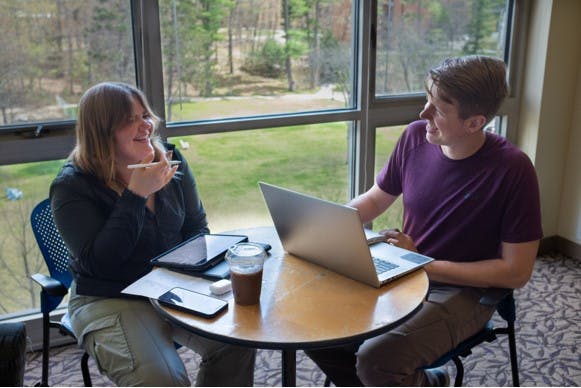 690B87196BC641CC8F65F0AE81F4F34B