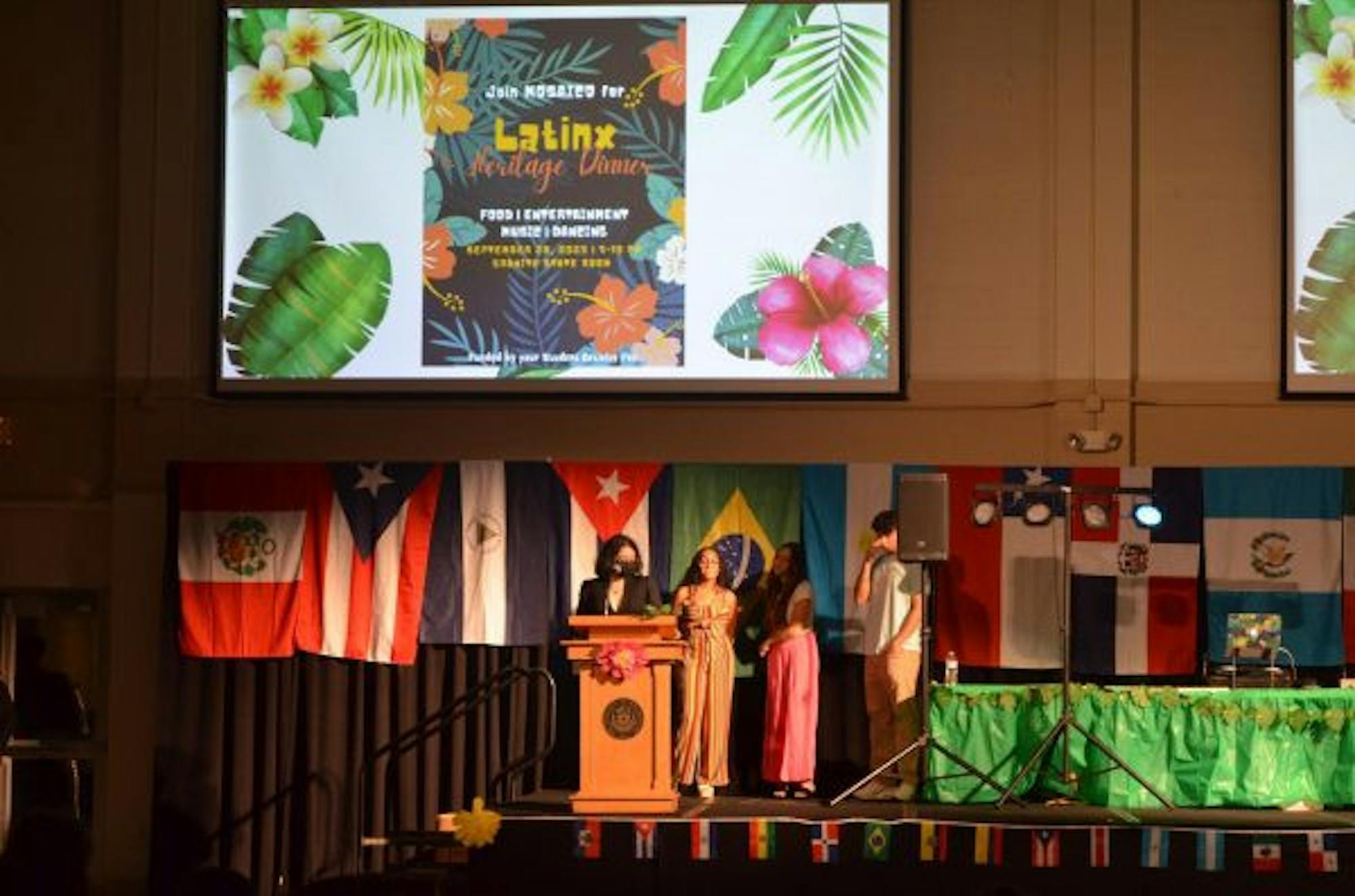 Students-at-the-podium-600x397