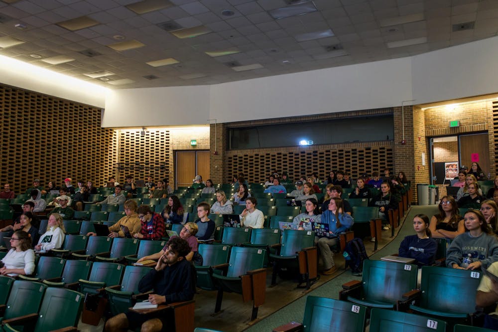 <p>CAS 112 night lecture in The Communications of Arts and Sciences building on Sept. 28 2023. The class is spilt up into five sections and has five teaching assistants. </p>