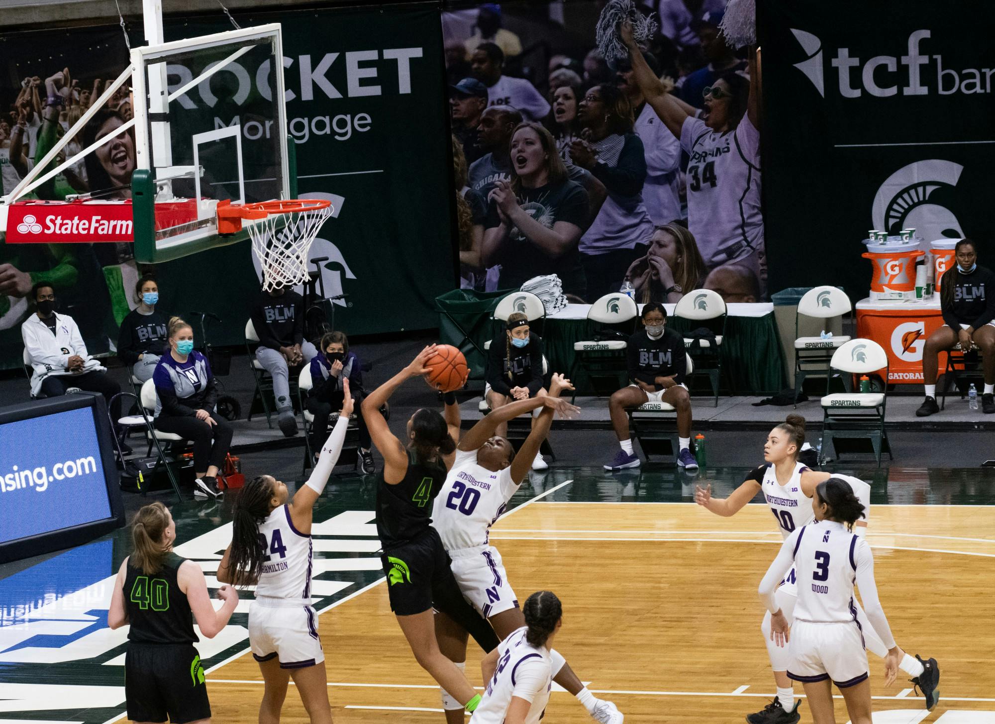 Junior Alisia Smith (4) attempts to score in the Spartans' loss against Northwestern University on Feb. 7, 2021.