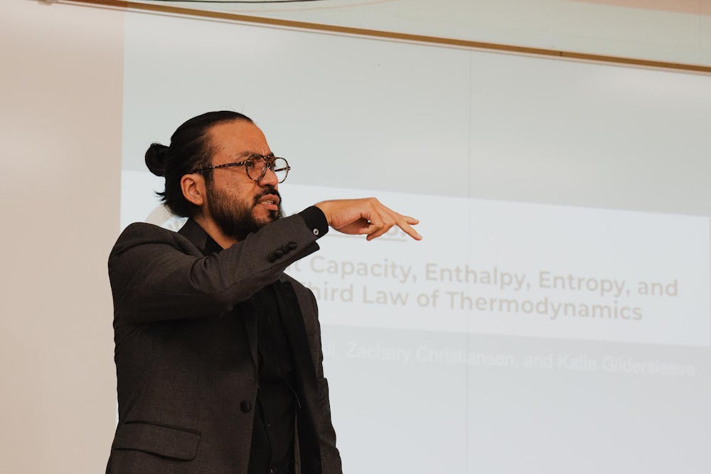 Michigan State professor Dr José Luis Mendoza-Cortes lectures his students in class at the engineering building on Sept. 30, 2024.