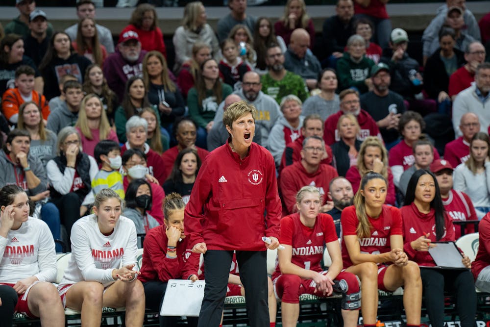 <p>Indiana&#x27;s head coach Teri Moren shouts plays at the Hoosiers during their loss against the Spartans on Dec. 29, 2022.</p>