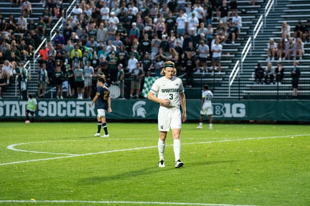 <p>Junior defender Elijah Howe takes a breath as the Spartans play on against Notre Dame on Aug. 29, 2022.</p>