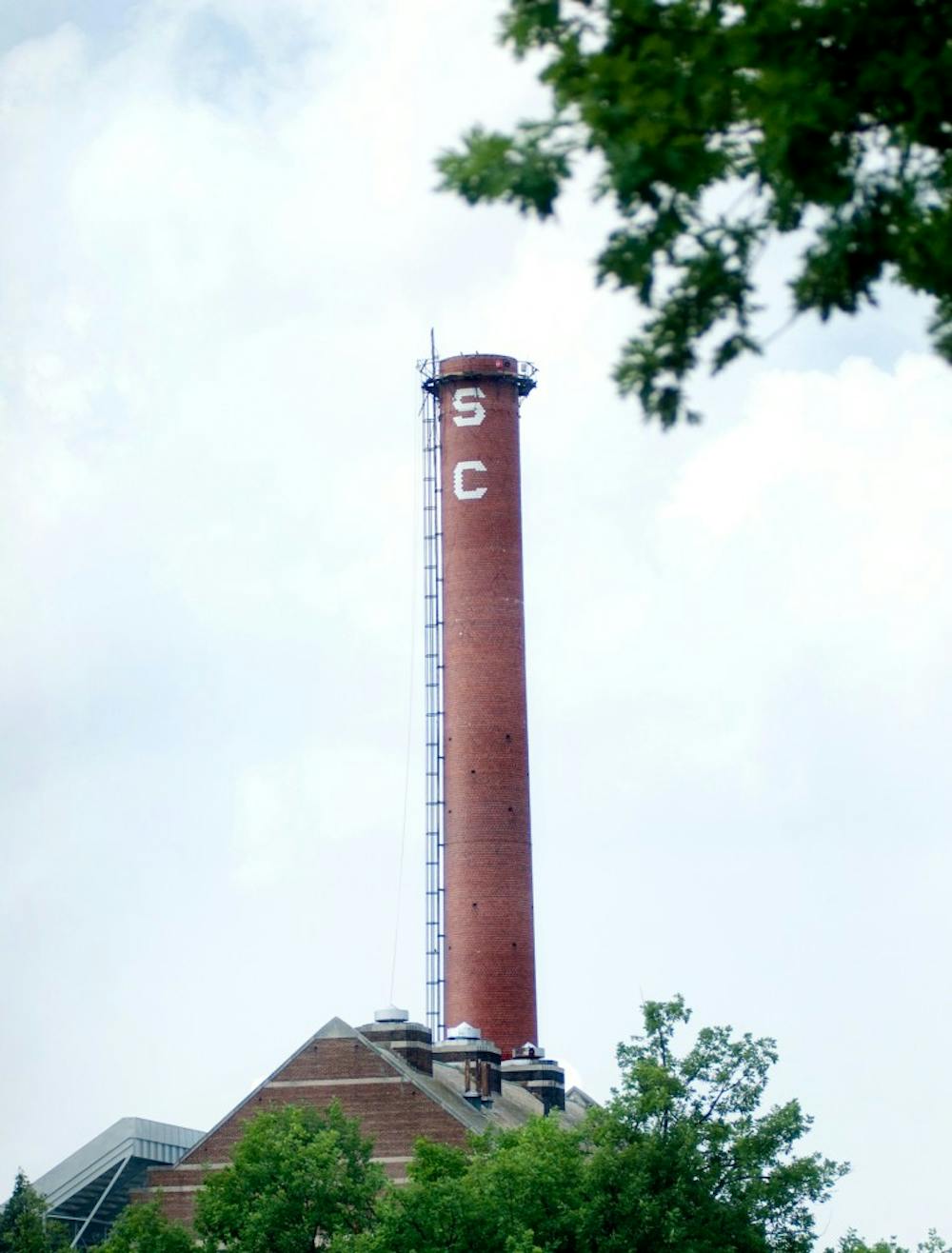 	<p>The summer deconstruction of the <span class="caps">MSC</span> Smokestack continues on Tuesday as the structure is seen without the letter &#8220;M.&#8221; The demolition has been set to finish by mid-August.</p>