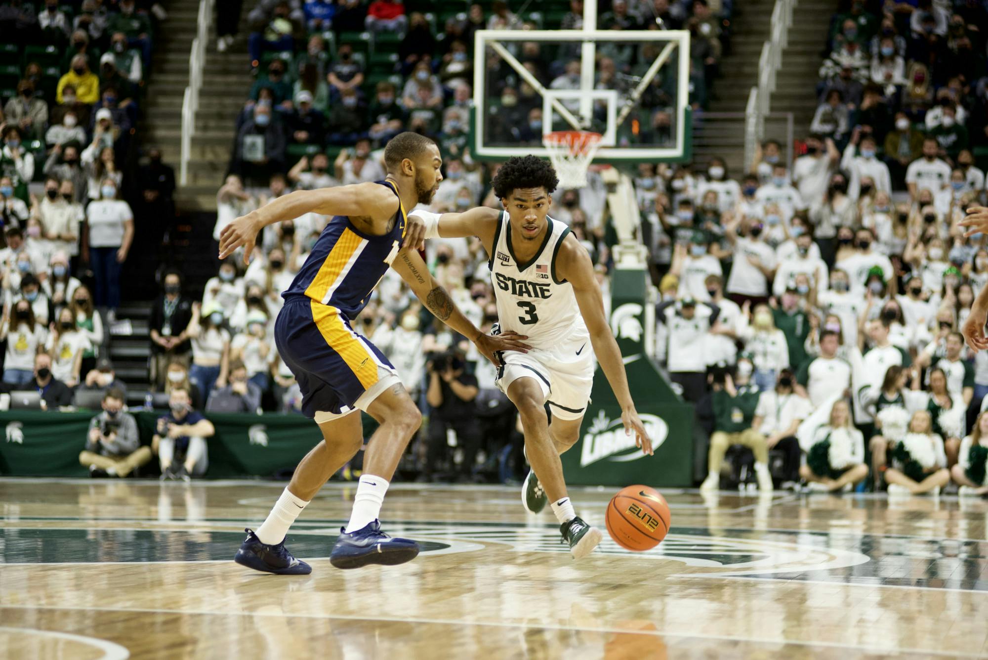 <p>Freshman guard Jaden Akins rushes to the basket. </p>