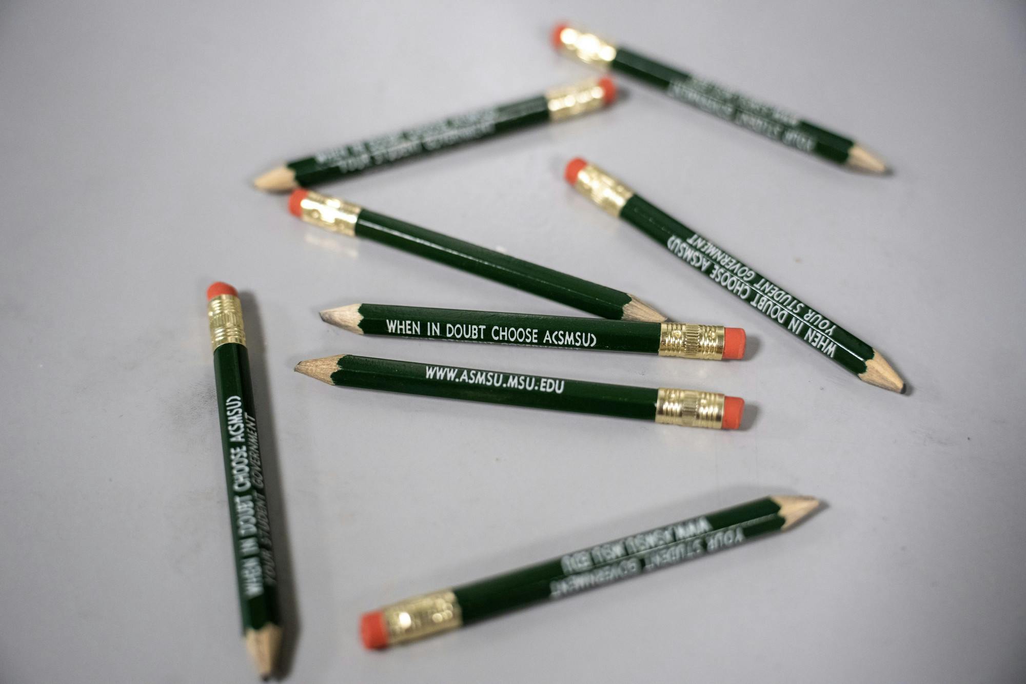 <p>"WHEN IN DOUBT CHOOSE ASMSU" pencils at the election on April 18, 2023, where all voting was done electronically.</p>