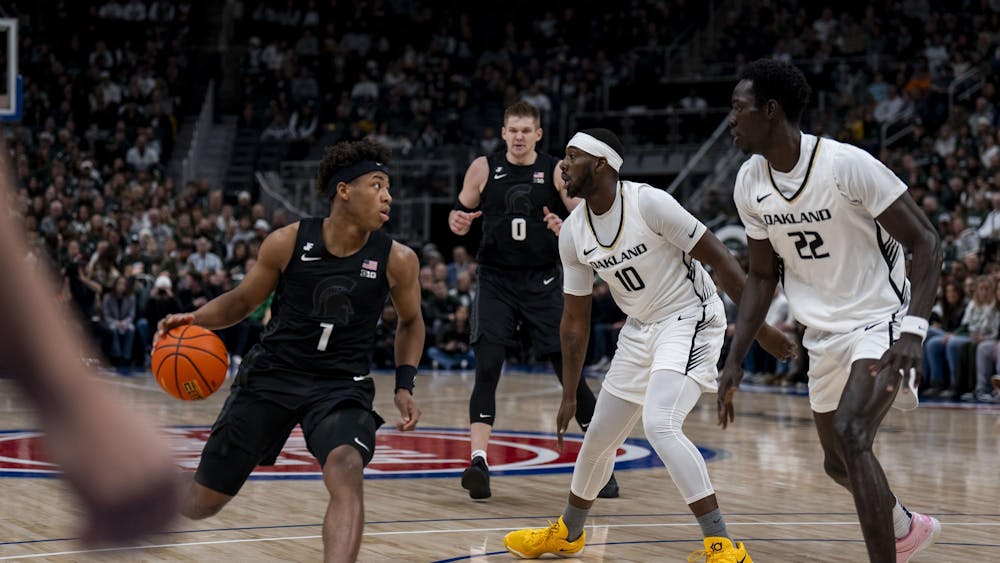 Michigan State redshirt freshman guard Jeremy Fears Jr. (1) dribbles the ball across the court at the Little Caesars Arena on Dec. 17, 2024. The Spartans defeated the Golden Grizzlies 77-58. 