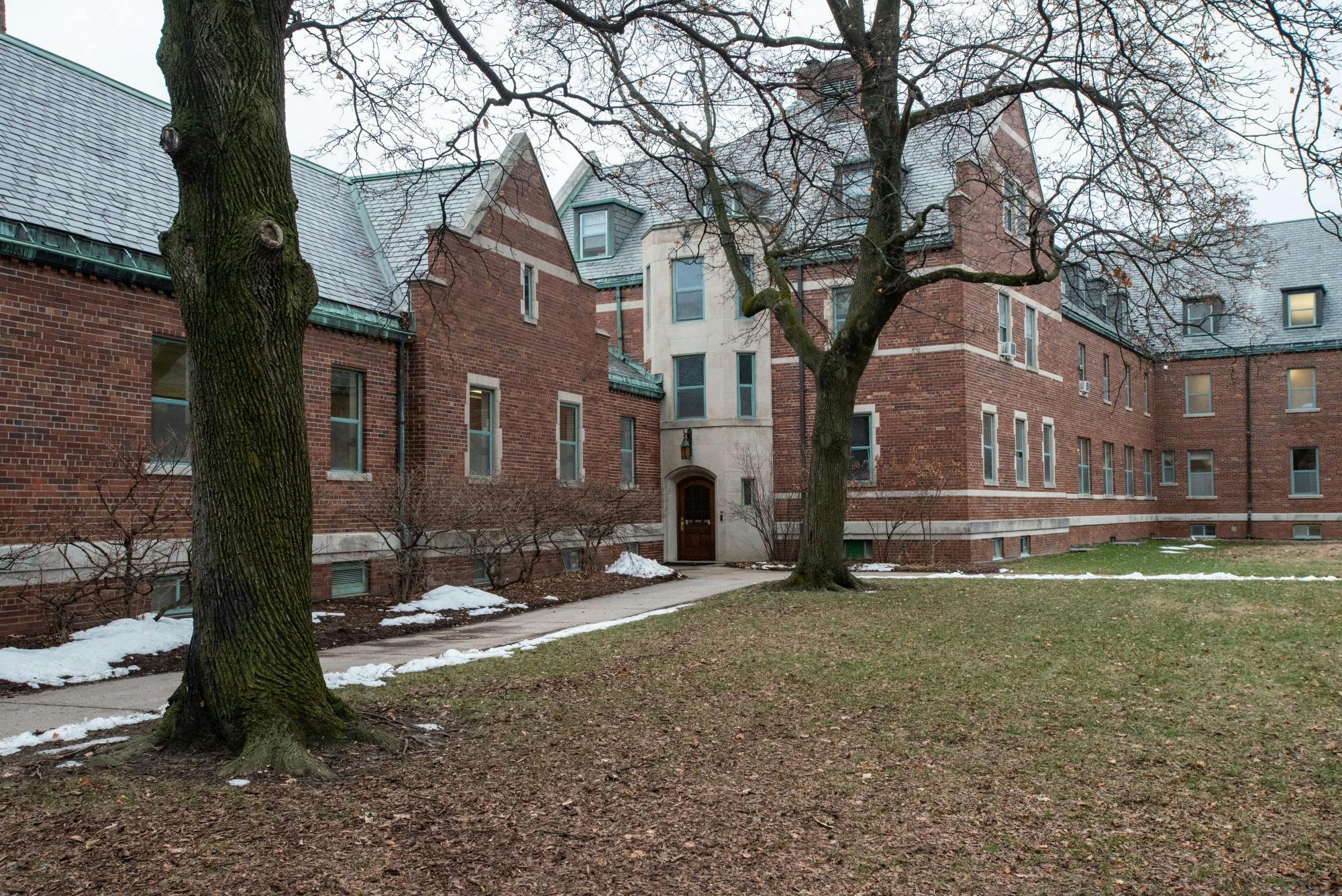 <p>The courtyard between Mason and Abbot Halls photographed on Jan. 27, 2020. </p>
