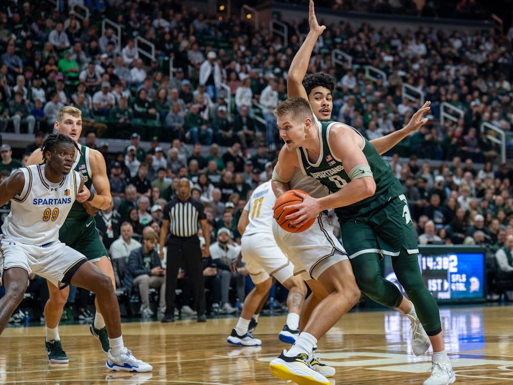 <p>Michigan State's forward and senior Jaxon Kohler (0) drives the ball up court versus San Jose State at the Breslin Center in East Lansing, Michigan on Thursday, Nov. 13, 2025.</p>